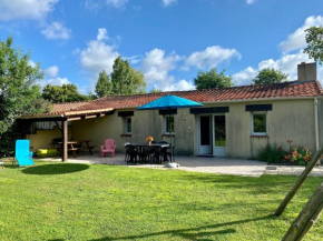 Gîte rural confortable avec jardin clos, proche de Pornic, idéal pour familles, jeux et animaux bienvenus - FR-1-306-1042
